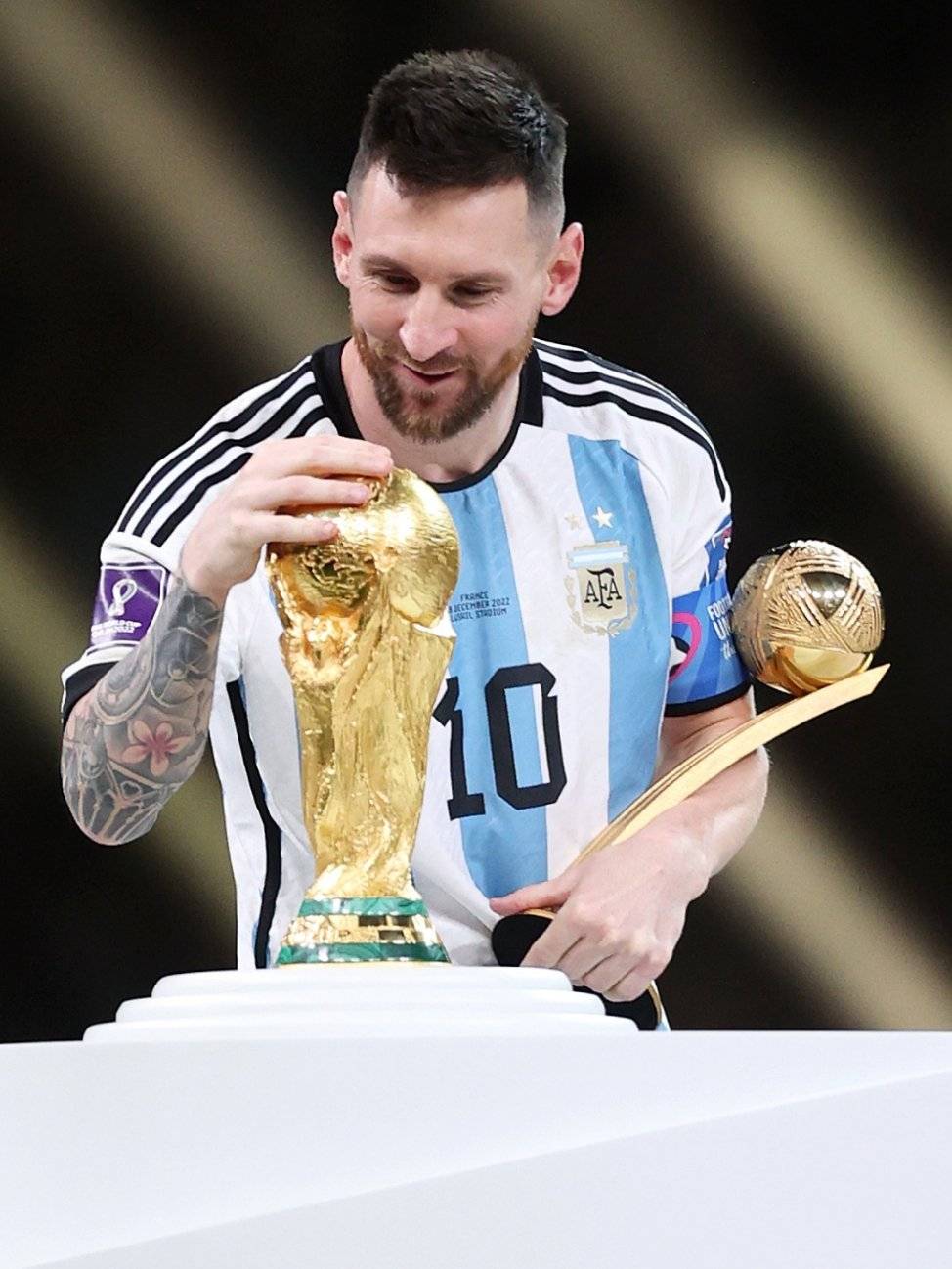 围也成为影 围也成为影