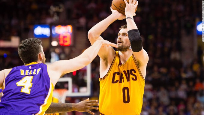 英超新赛季开赛在即，看看各大名嘴如何看本赛季前六走势？