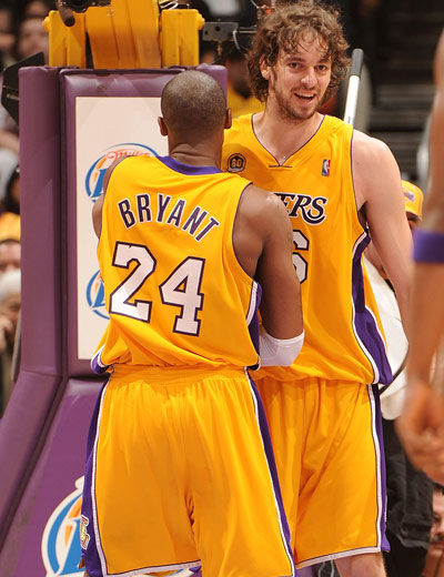 记者：克里斯滕森相信自己能成为巴萨的主力中后卫，与库巴西搭档